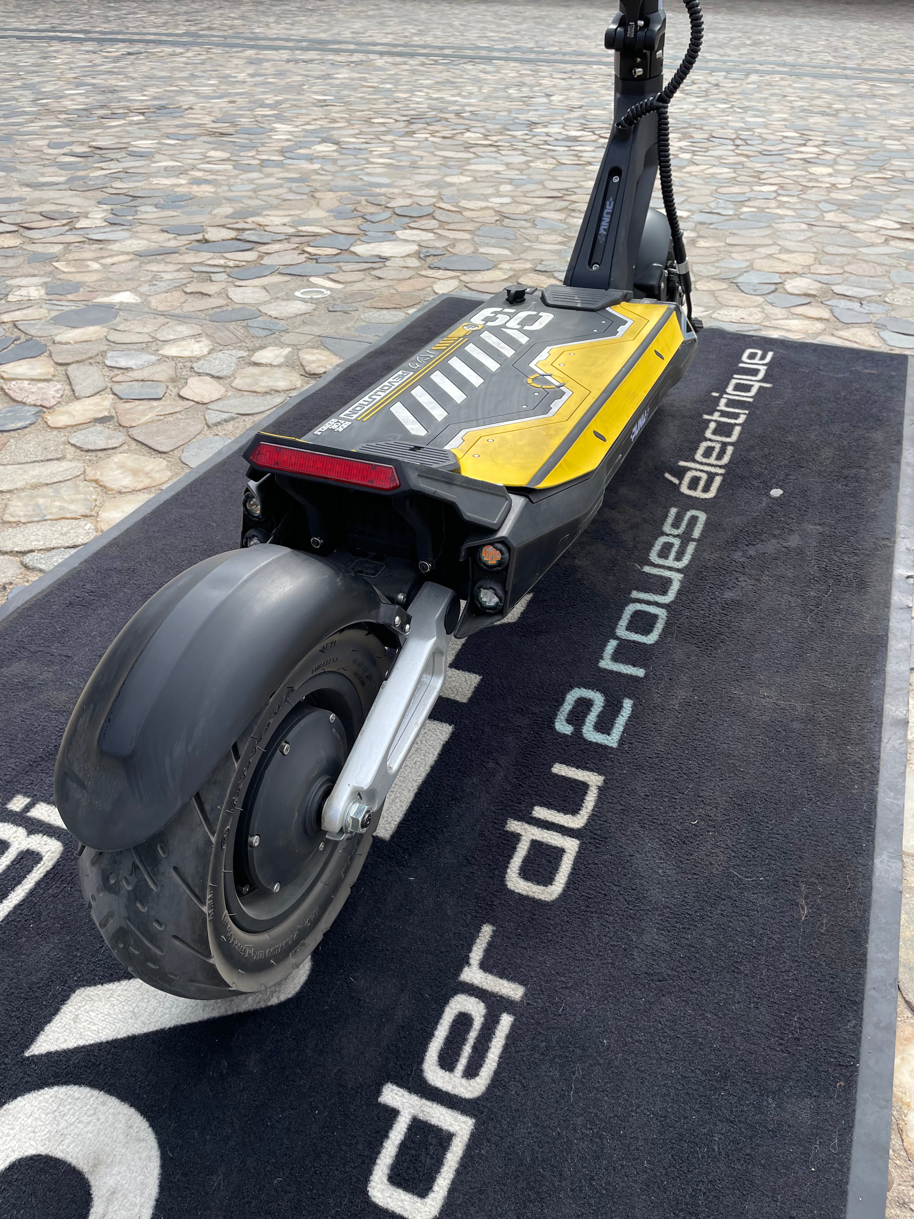 Punk Rebel Pro Max (Démo 38kms) Punk