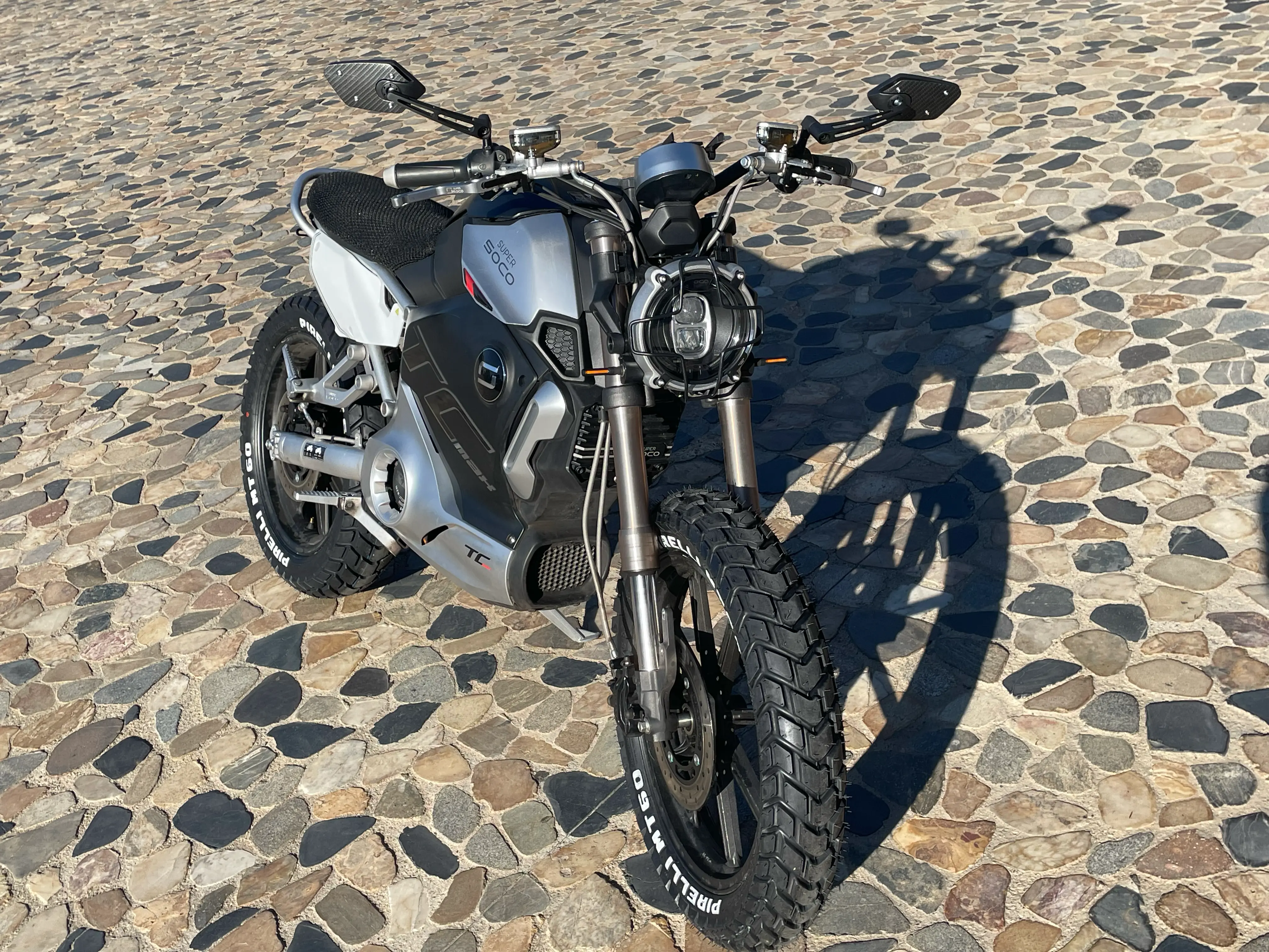 SuperSoco TC Max customisée d'occasion Over Watt