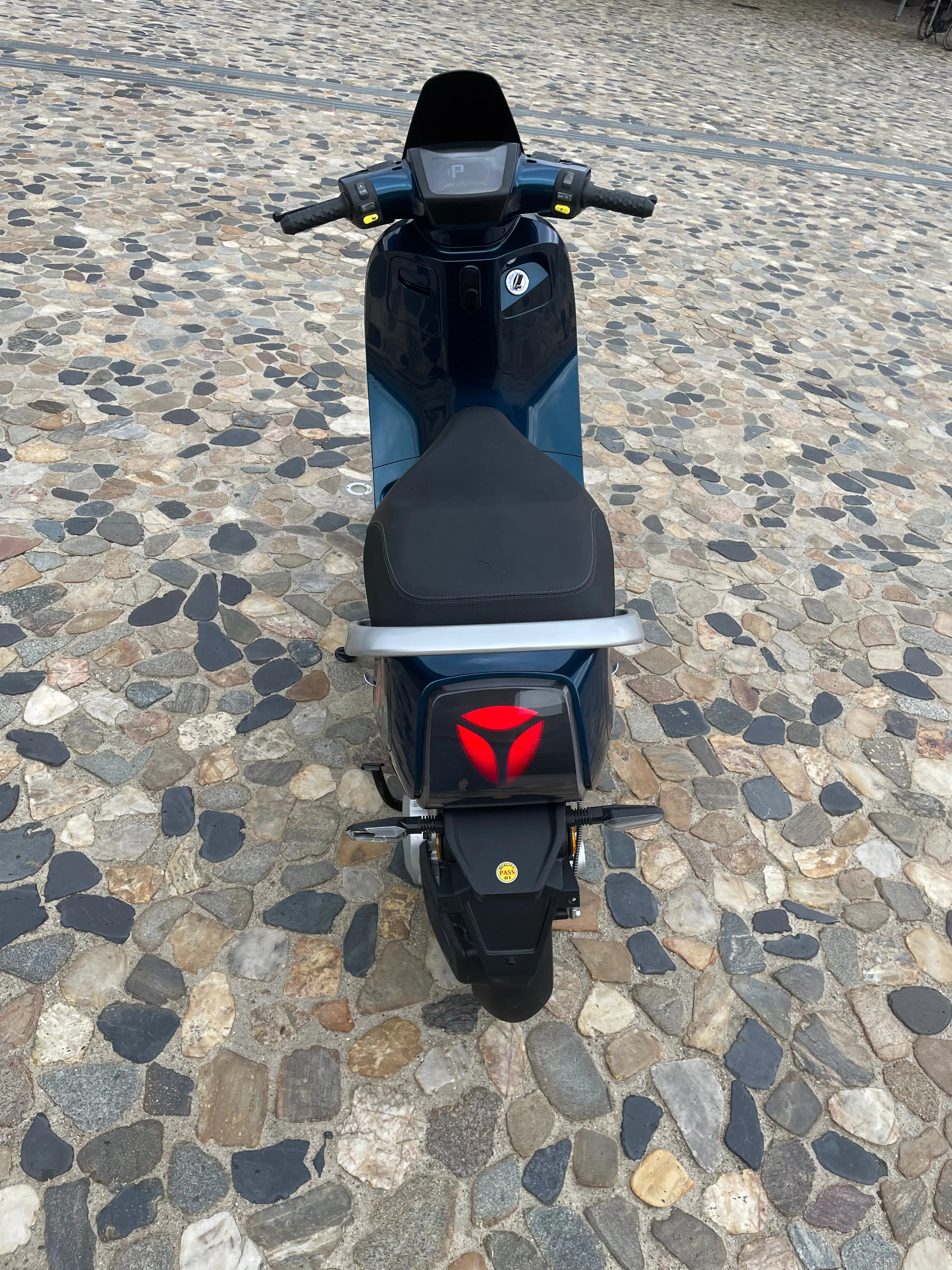 Yadea C1S Pro neuf – 5 km Over Watt