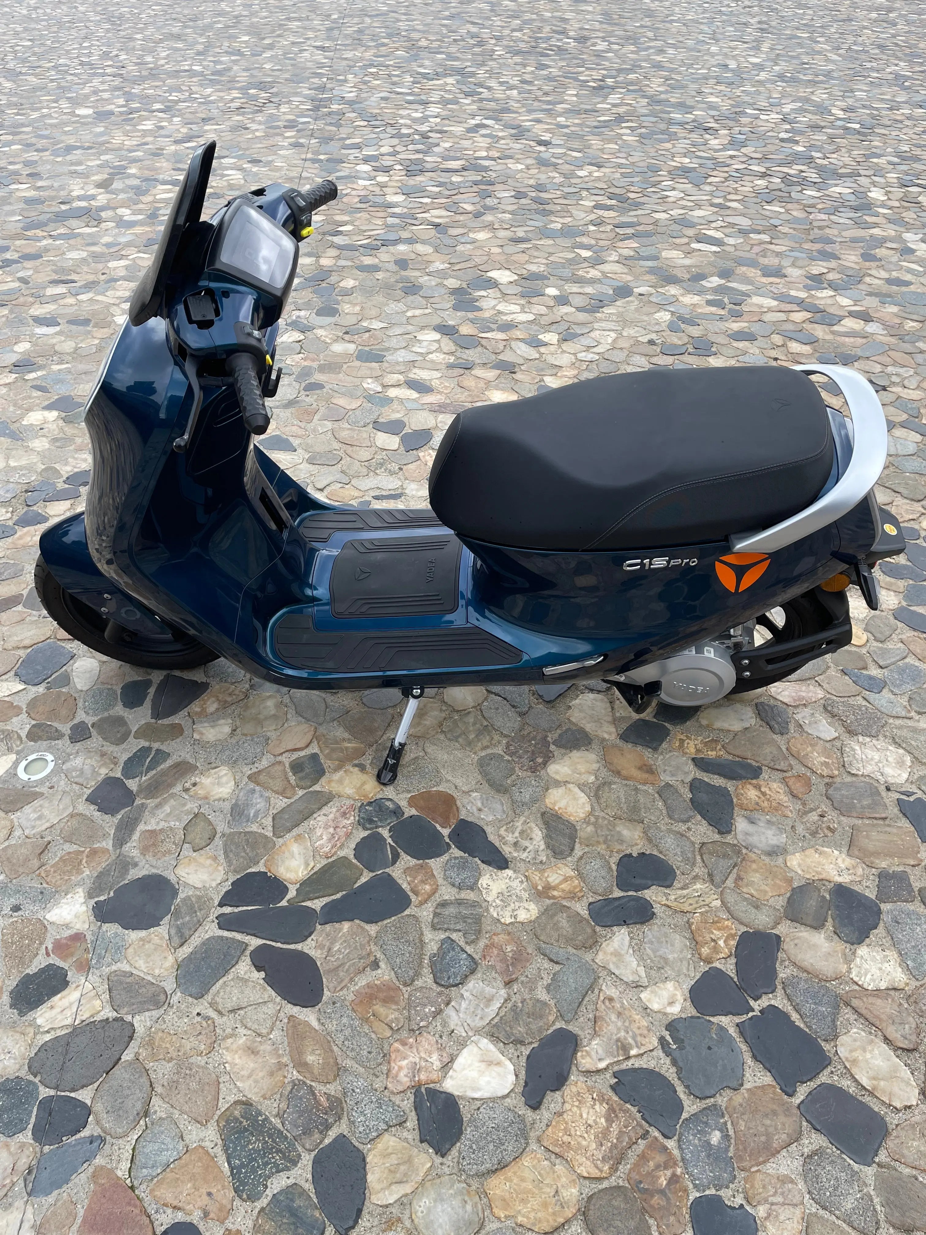 Yadea C1S Pro neuf – 5 km Over Watt