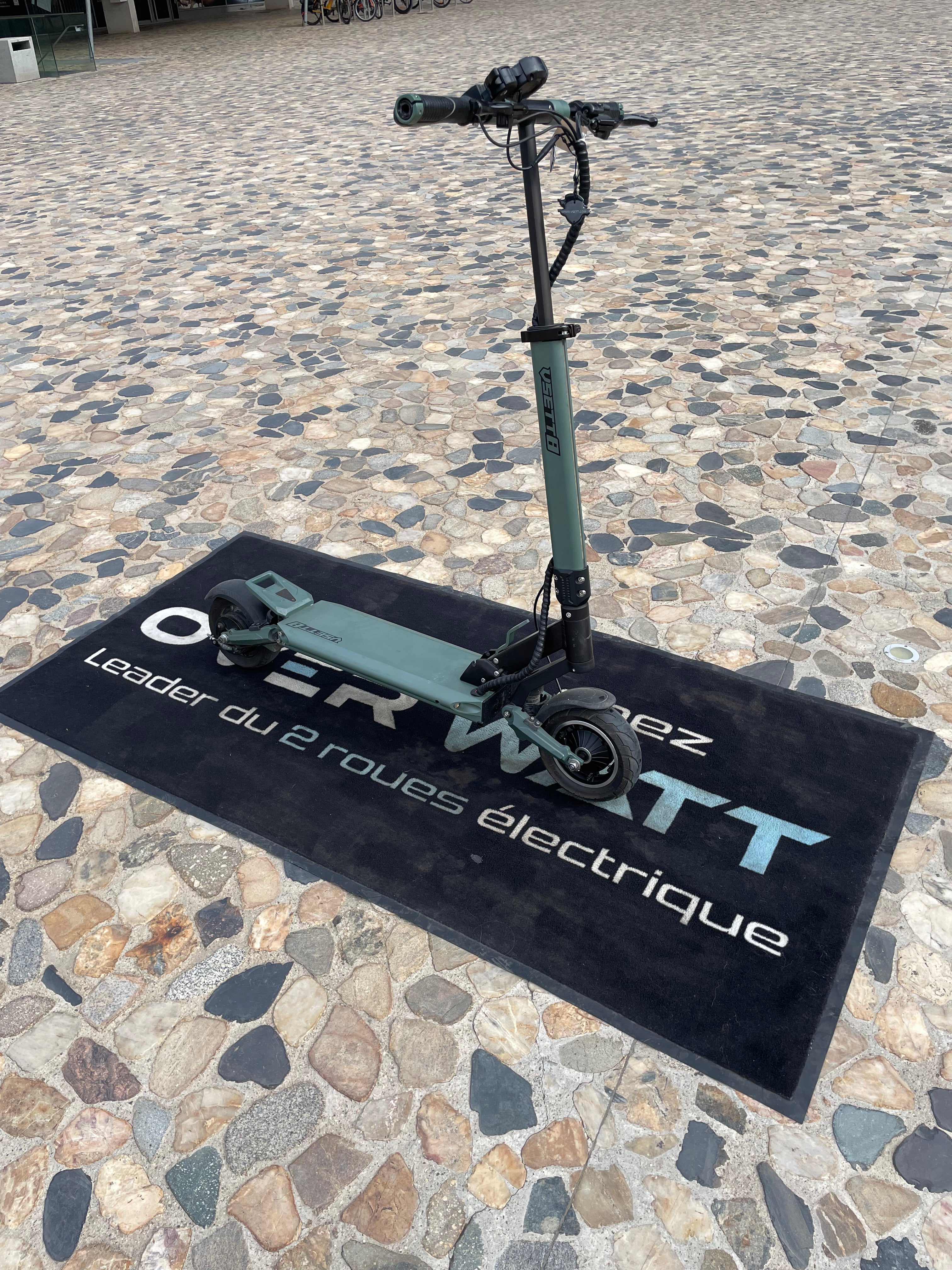 Vsett 8 Lite reconditionné (32 kms) vsett
